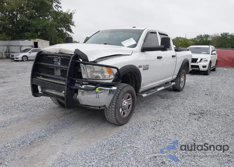 2016 Ram 2500 Tradesman z USA, uszkodzony, nr VIN 3C6UR5CJ1GG362277